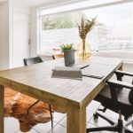 Meja Kantor Custom Kayu Modern