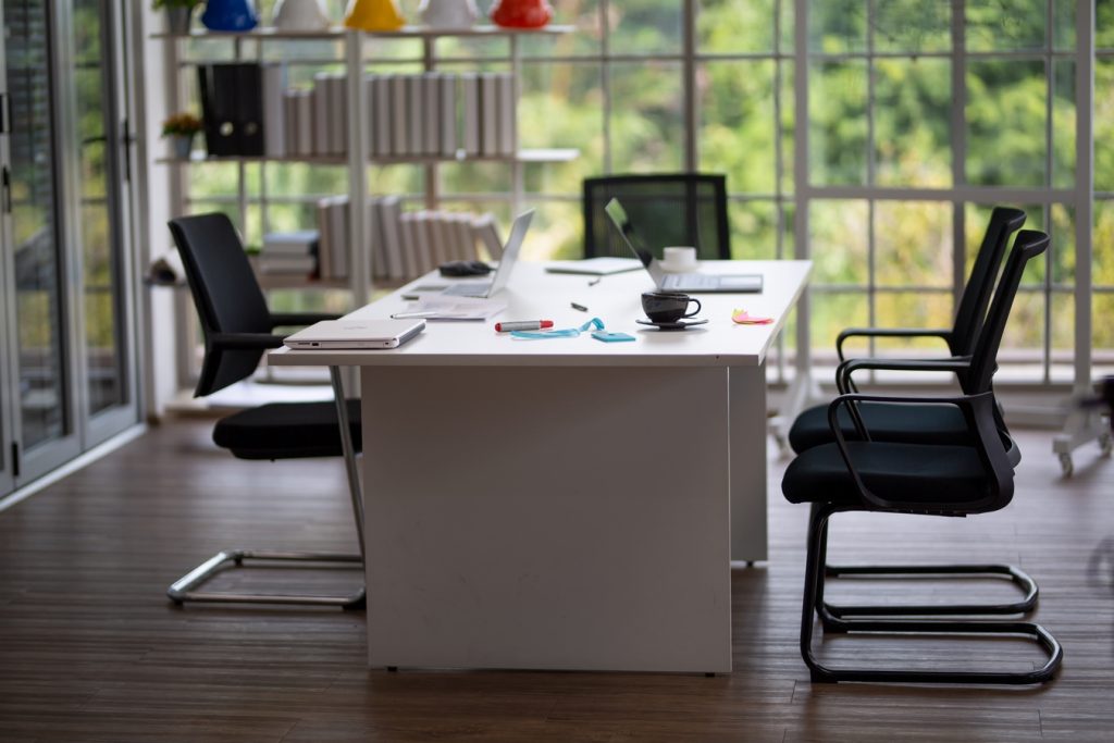 Meja Kantor Custom Minimalis Murah Jakarta