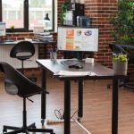 Meja Kantor Staff Desain Minimalis