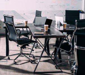 Meja Meeting Custom Kekinian