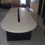 Meja Meeting Oval Custom Hanko