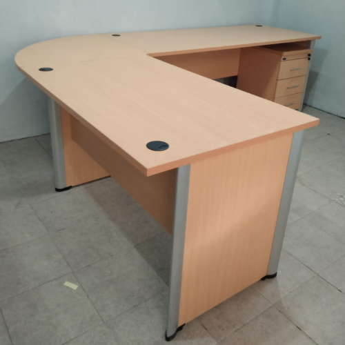 Meja Kerja Lapis HPL